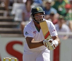 Kallis to close in on Ponting`s Test run-scoring mark in Pak series