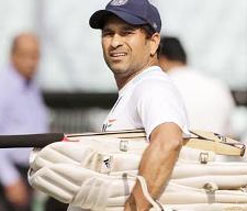 Fill up Eden at Sachin`s penultimate Test, appeals Ganguly