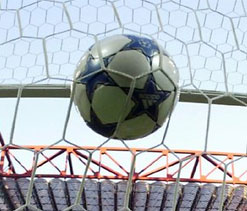 Salary cap for youngsters would help English soccer - Campbell