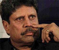 Kapil Dev felicitates winners of Paul George Memorial tourney