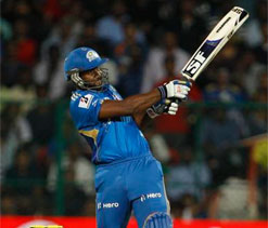 Smith, Tendulkar power Mumbai Indians into CLT20 final