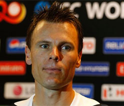 Johan Botha reported for suspect bowling action