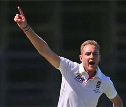 Broad shines early before England stall in Sydney