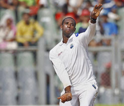 Marlon Samuels, Shane Shillingford reported for suspected illegal bowling actions