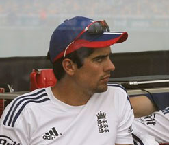 Alastair Cook charges Aussie opener David Warner `disrespectful`