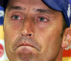 Nasser Hussain fears for `bullied` England