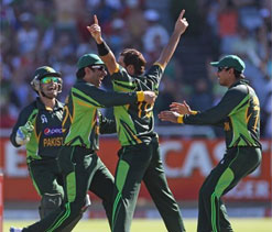 Debutants spur Pakistan to victory over South Africa