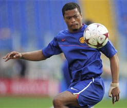 Evra in 31.2 mln-pound-`tug of war` with French clubs PSG, Monaco