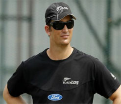 Shane Bond slams `dead, flat` Kiwi wickets for failing to lift `miserly` Test ranking