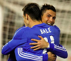 Real Madrid cling on for three points in Vallecas thriller