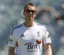 Graeme Swann leaves the Ashes, and cricket, with parting shot at teammates