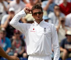 I didn`t criticise England players, says Graeme Swann
