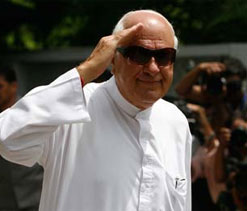 Farooq Abdullah expresses solidarity with JK Ranji squad