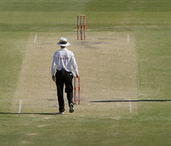 Gujarat take an upper hand against Mumbai