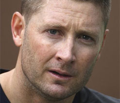 Tendulkar`s sign of greatness is his longevity: Clarke