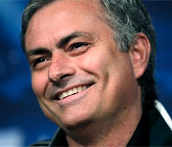 Mourinho tips Ferguson to keep managing Manchester United till 90
