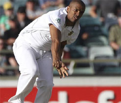 Vernon Philander eyeing Steyn’s record of fastest 100 wickets by SA bowler