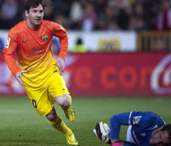 Messi scores 300th in Barcelona win