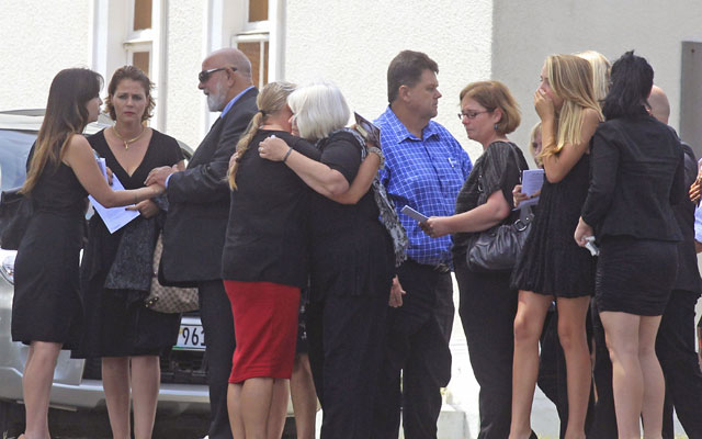 Reeva Steenkamp laid to rest in Port Elizabeth