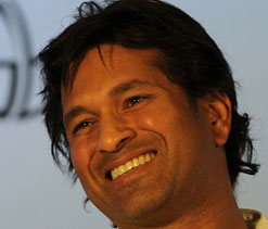Sachin Tendulkar seeks divine intervention, prays at Tirupati