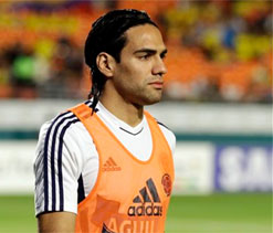 Staying at Atletico is the best option, says Falcao