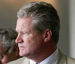 Dean Jones says Oz decision to pick four pacers for Chennai Test ``grave mistake``