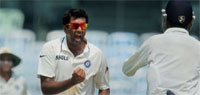 India vs Australia 2013: Hosts clinch first Test by eight wickets