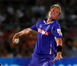 Warne urges Oz to play two spinners against India in Hyderabad Test