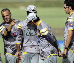 Practice on matting pitches was imperative for Pak: Hanif