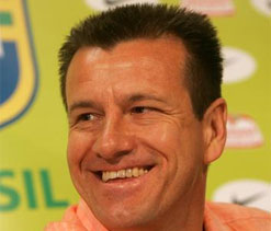 Dunga wants return to Brazil coaching job
