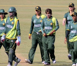 Sports should be kept out of political protest: Pak team