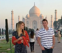Brett Lee visits Taj Mahal