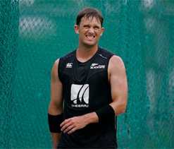 Shane Bond backs Oz decision to sack quartet