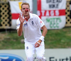 Andy Flower says ``fit and fine`` Broad back to best