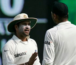 ‘Struggling’ Harbhajan Singh seeks help from mentor Sachin Tendulkar
