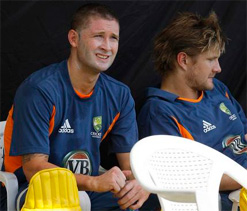 Clarke, Watson`s `frosty` cricketing marriage could jeopardize Oz cricket