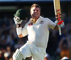 Warner puts his hand up for Test captaincy
