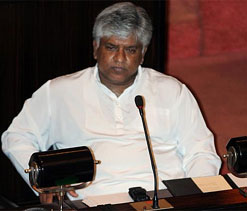 Ranatunga assures help in reviving cricket in Pakistan