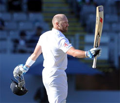 Jack Russell brands Prior `world`s most dangerous wicketkeeper-batsman`