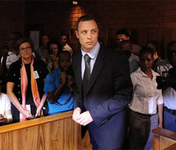 Gun comments split Oscar Pistorius’ family