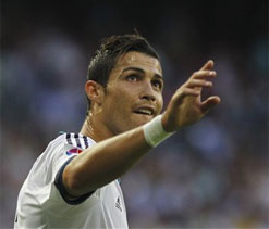 Mourinho says Ronaldo better than Pele, Maradona