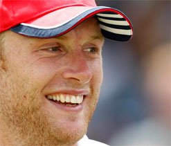 Flintoff has `lucky escape` during high-speed rally car crash in TV show
