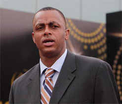 Courtney Walsh to join Melbourne cricket club on Bermuda tour
