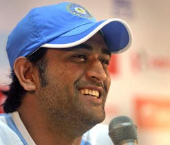 Mahendra Singh Dhoni pokes fun at “Sir Ravindra Jadeja” on Twitter