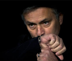 Chelsea `opens gate` for Mourinho`s return