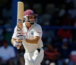 Nash continues form, Chanderpaul struggles