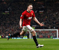 Phil Jones backs Manchester United to finish title race