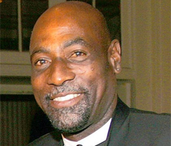 Viv Richards joins DD as advisor, gives pep talk to players