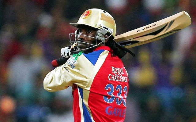 IPL 2013: Ruthless Gayle`s carnage takes RCB to record win