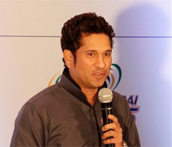 Sachin brought school books to his 1st tour of Eng: Kapil